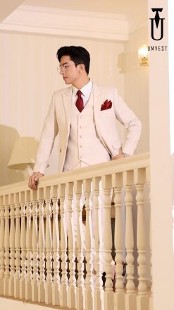 Vest Nam Màu Kem Trắng phù hợp với mọi tông màu