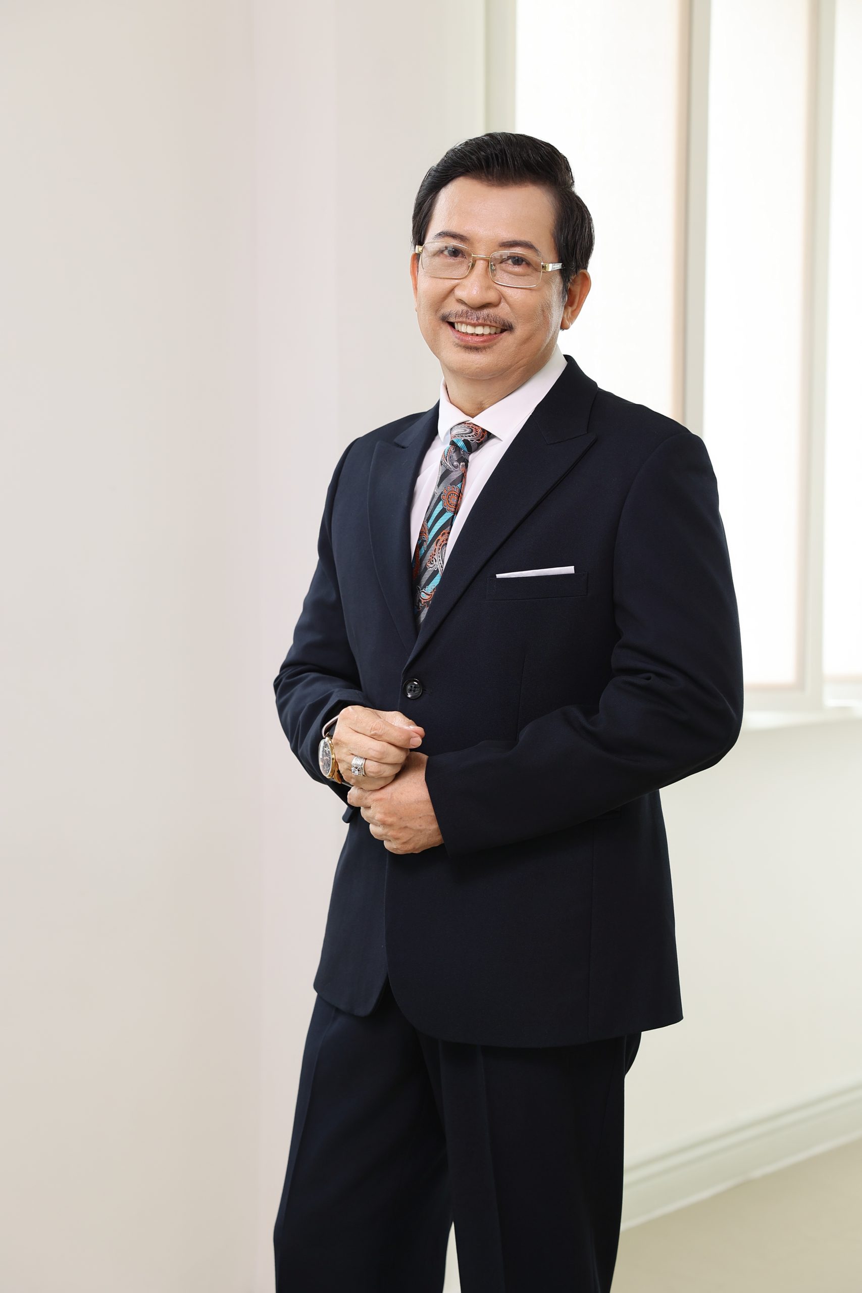 Thuê Vest Trung Niên