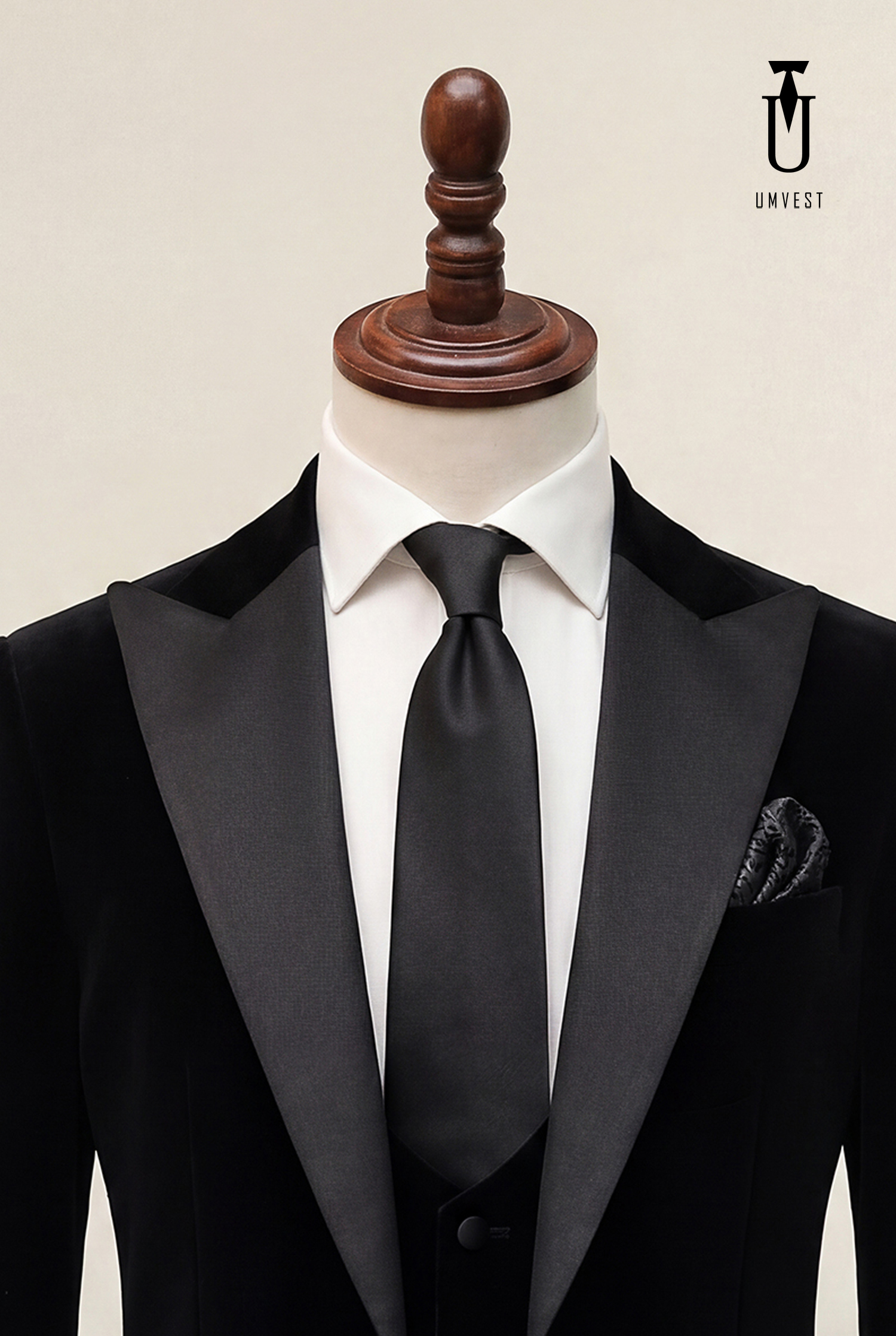 BỘ TUXEDO MÀU NHUNG ĐEN (2)