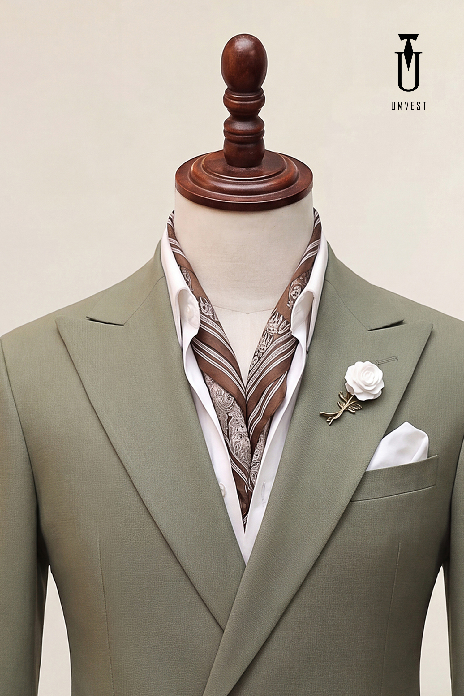 BỘ VEST NAM MÀU RÊU KHÓA PHỐI KHĂN CỔ (2)