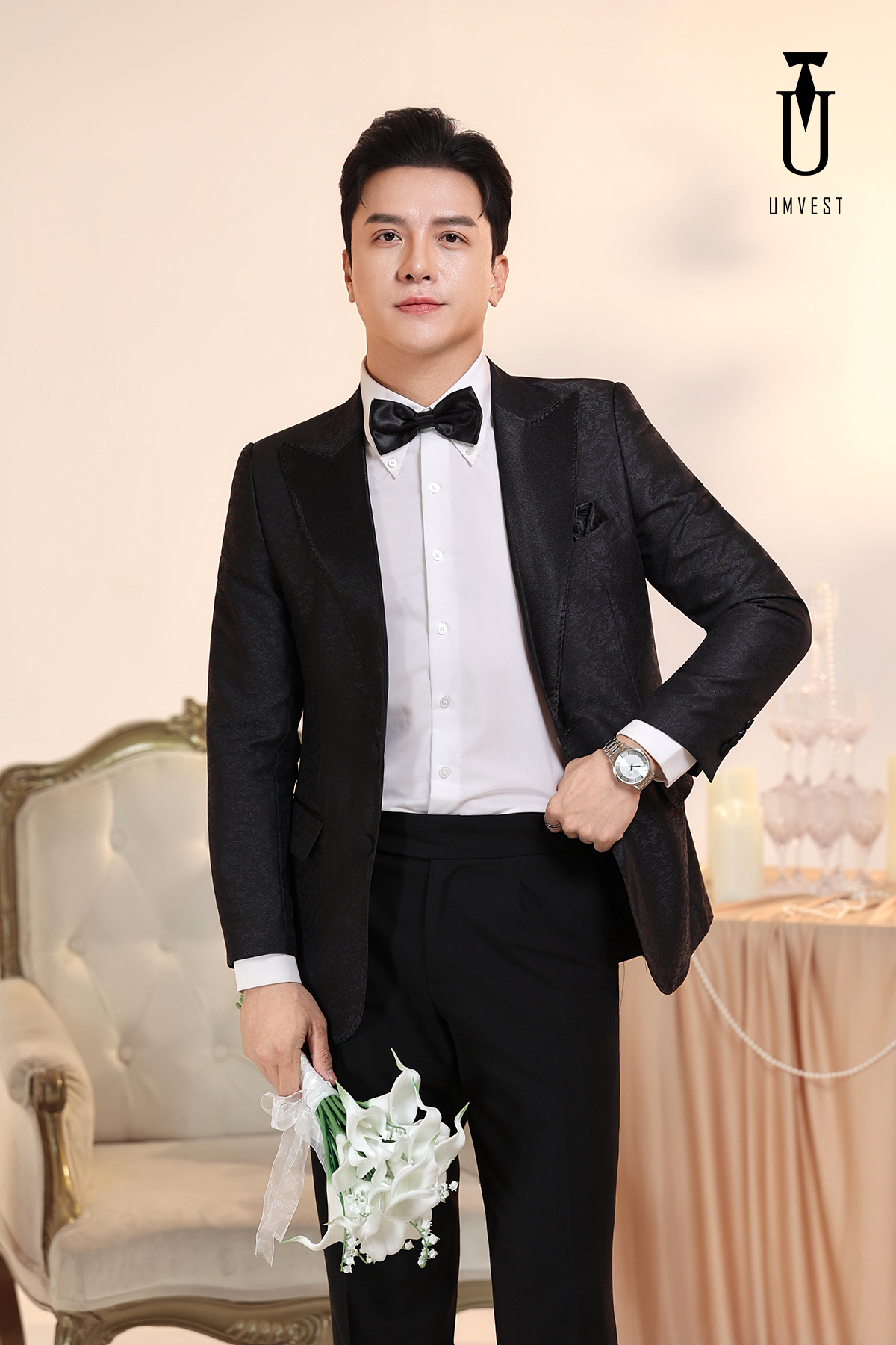 Tuxedo Chú Rể Đen Gấm Trắng Tuxedo Chú Rể Đen Gấm Trắng