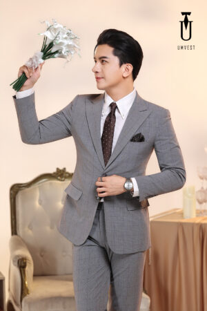 Vest Chú Rể Kẻ Xám Nhạt