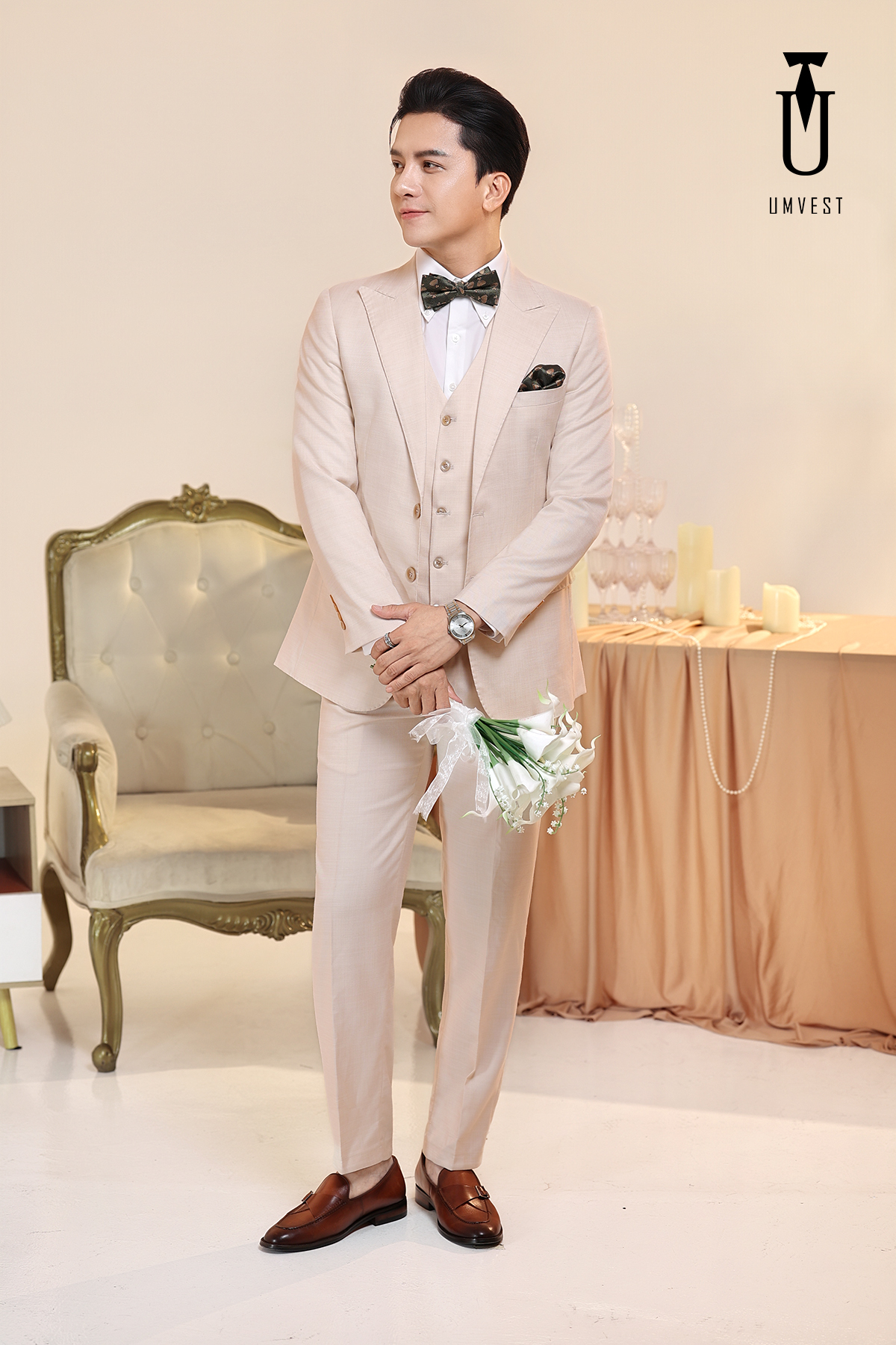 Vest Chú Rể Trắng Kem Phối Nơ Gile Vest Chú Rể Trắng Kem Phối Nơ Gile