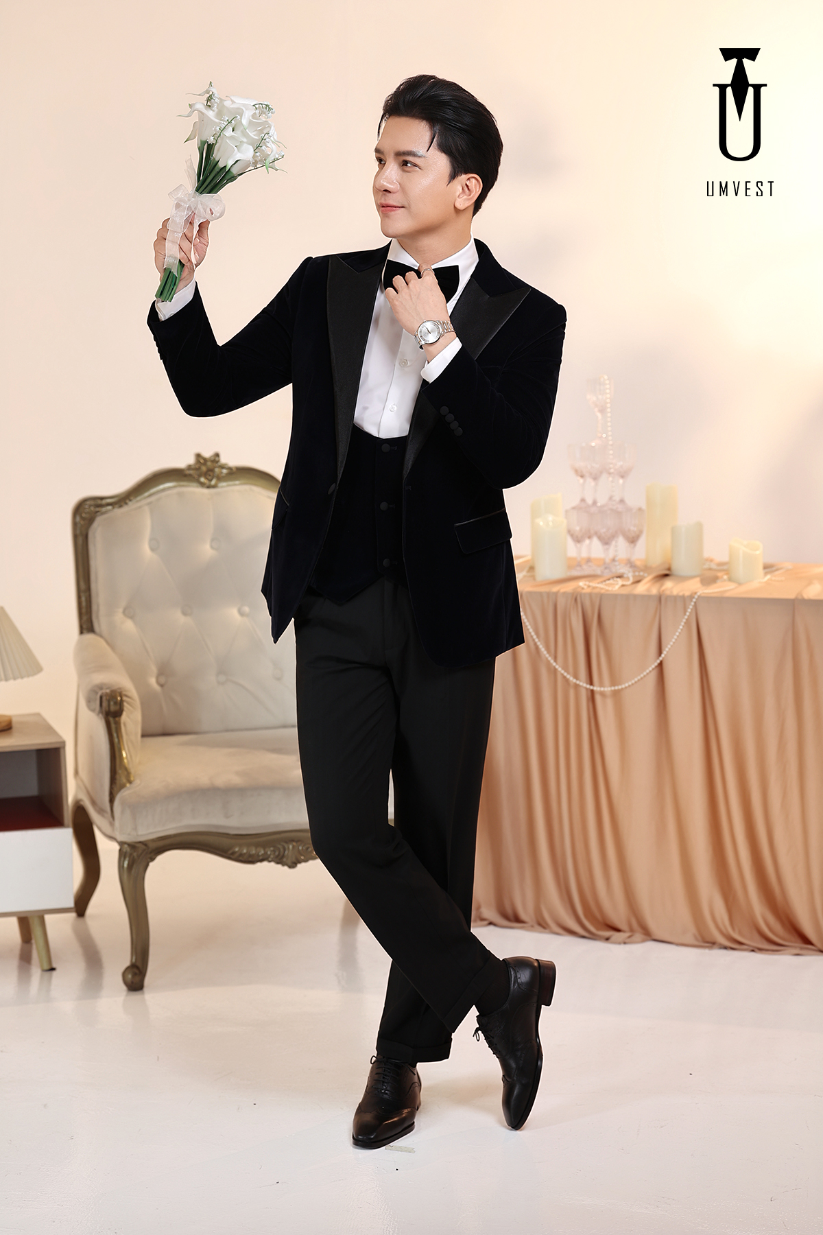 Vest Chú Rể Xanh Đậm Nhung Vest Chú Rể Xanh Đậm Nhung