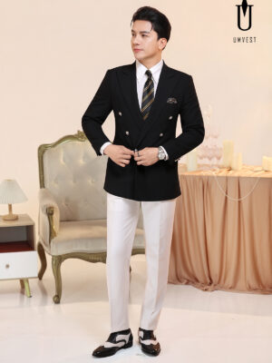 Vest Đen 6 Cúc Xương Cá Phối Quần Trắng