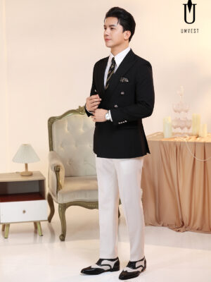 Vest Đen 6 Cúc Xương Cá Phối Quần Trắng