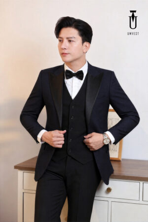 Thu&ecirc; Tuxedo Xanh Nhu Phối Quần Gile Đen