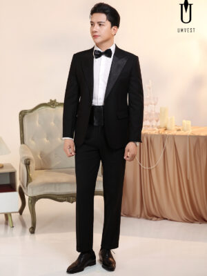 Tuxedo Đen
