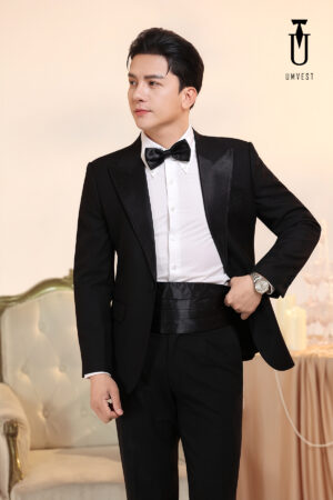 Tuxedo Đen